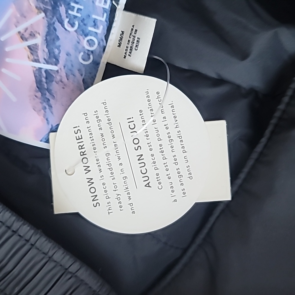 NWT Aerie Chillside Water Resistant Snow Puffer Pants, Size Medium, Color Black - Picture 11 of 12